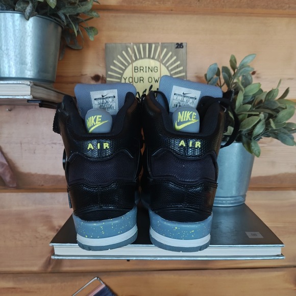 Air Revolution Sky Hi Hidden Wedge Sneakers Black Volt 599410-012 Women's US 6 - Picture 3 of 6